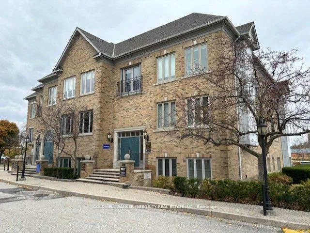 406, North Service, 1014 - QE Queen Elizabeth, Oakville