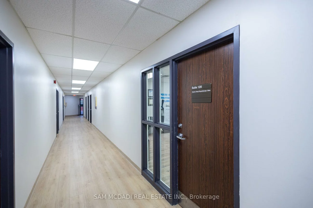 1060, Speers, 1014 - QE Queen Elizabeth, Oakville