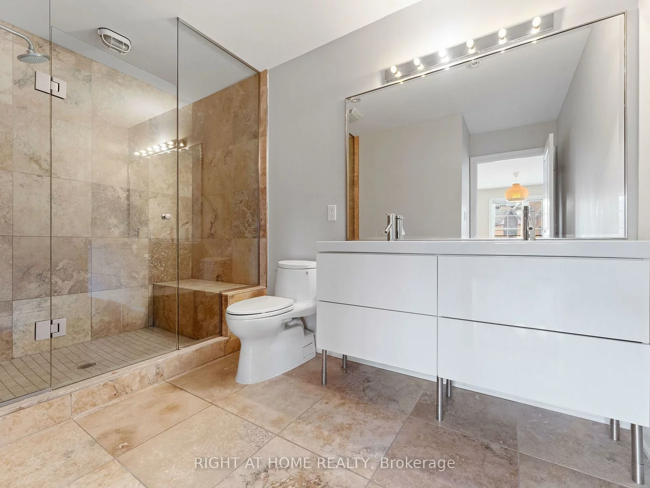 120, Bronte, 1001 - BR Bronte, Oakville