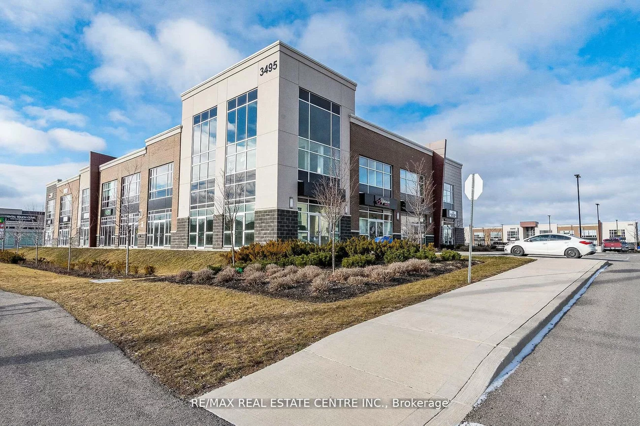 3495, Rebecca, 1014 - QE Queen Elizabeth, Oakville