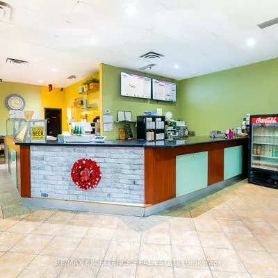 2345, Wyecroft, 1014 - QE Queen Elizabeth, Oakville