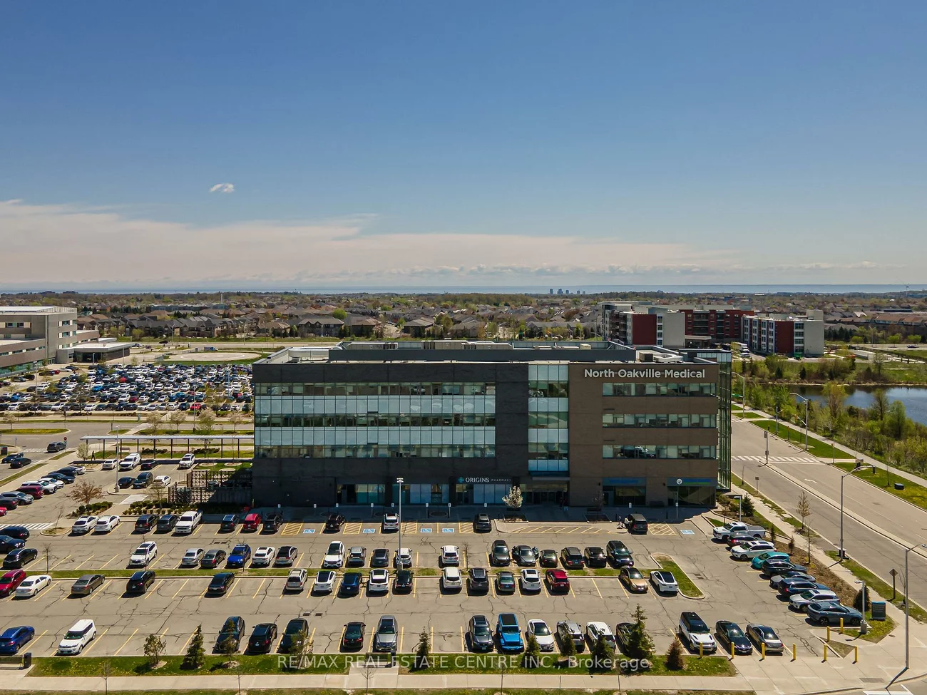 3075, Hospital, 1012 - NW Northwest, Oakville