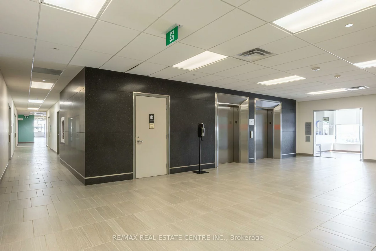 3075, Hospital, 1012 - NW Northwest, Oakville