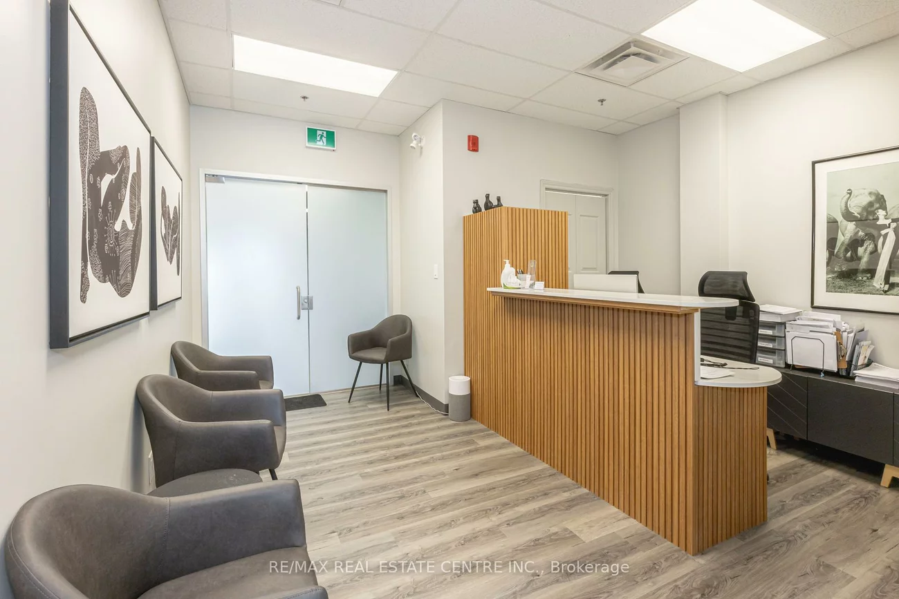 3075, Hospital, 1012 - NW Northwest, Oakville