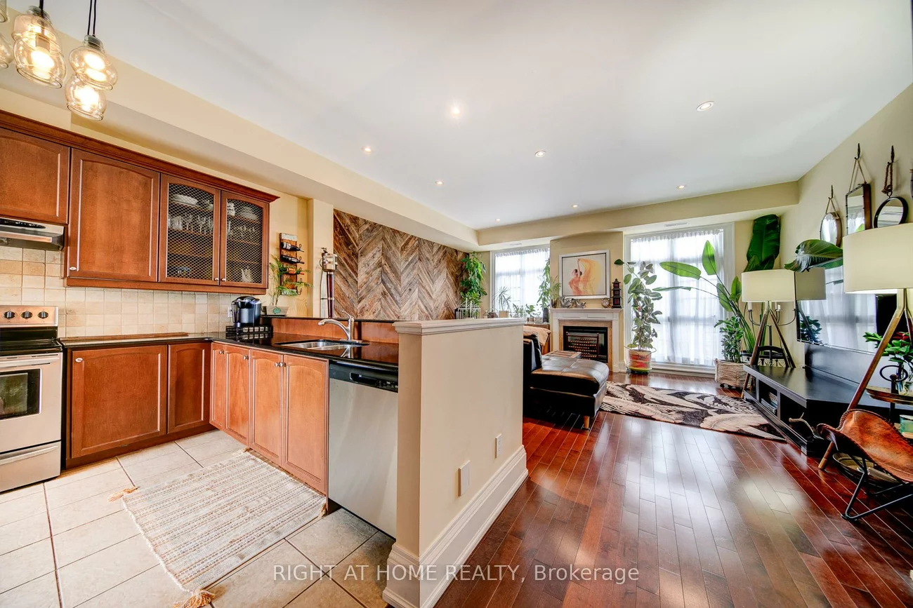 120, BRONTE, 1001 - BR Bronte, Oakville