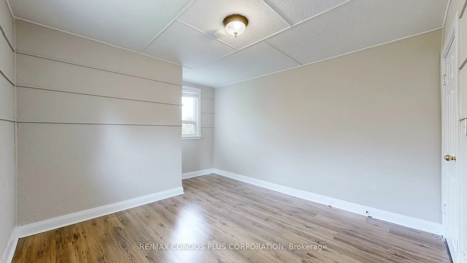 509, Lakeshore, 1017 - SW Southwest, Oakville