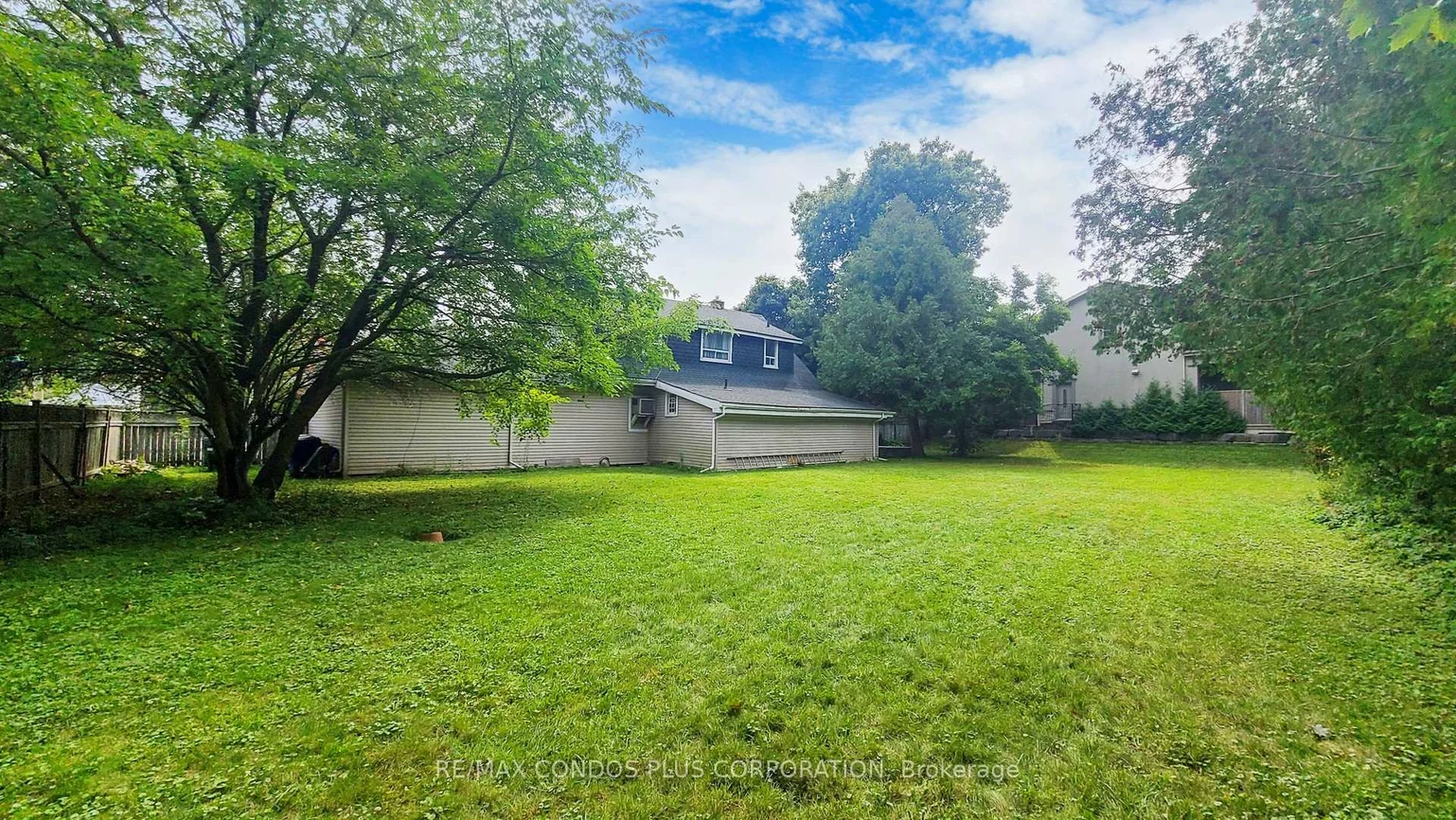 509, Lakeshore, 1017 - SW Southwest, Oakville