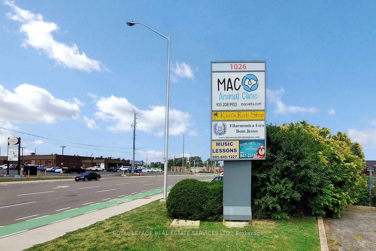 1026, Speers, 1001 - BR Bronte, Oakville