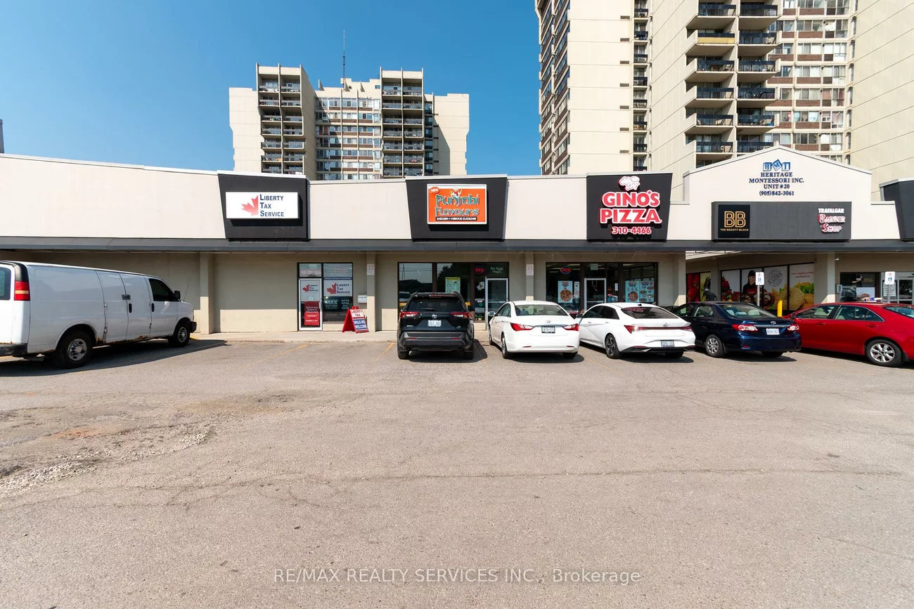 1289, Marlborough, 1003 - CP College Park, Oakville