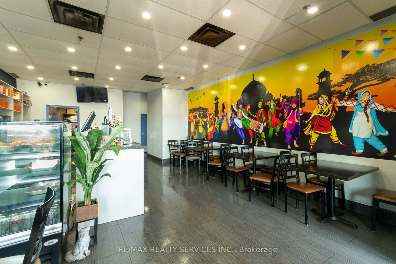 1289, Marlborough, 1003 - CP College Park, Oakville