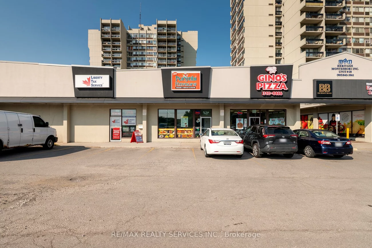 1289, Marlborough, 1003 - CP College Park, Oakville
