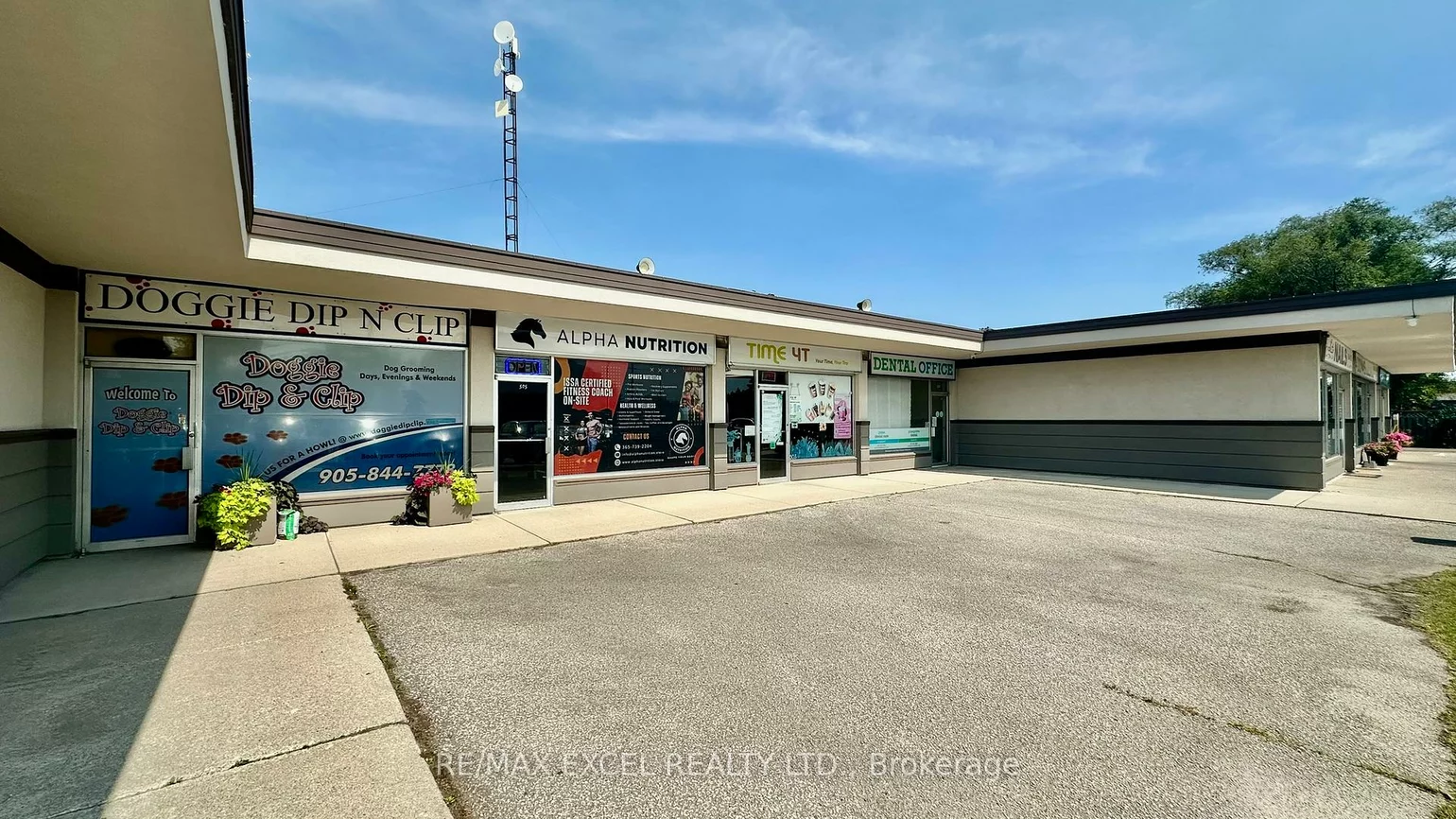 503, Pinegrove, 1020 - WO West, Oakville