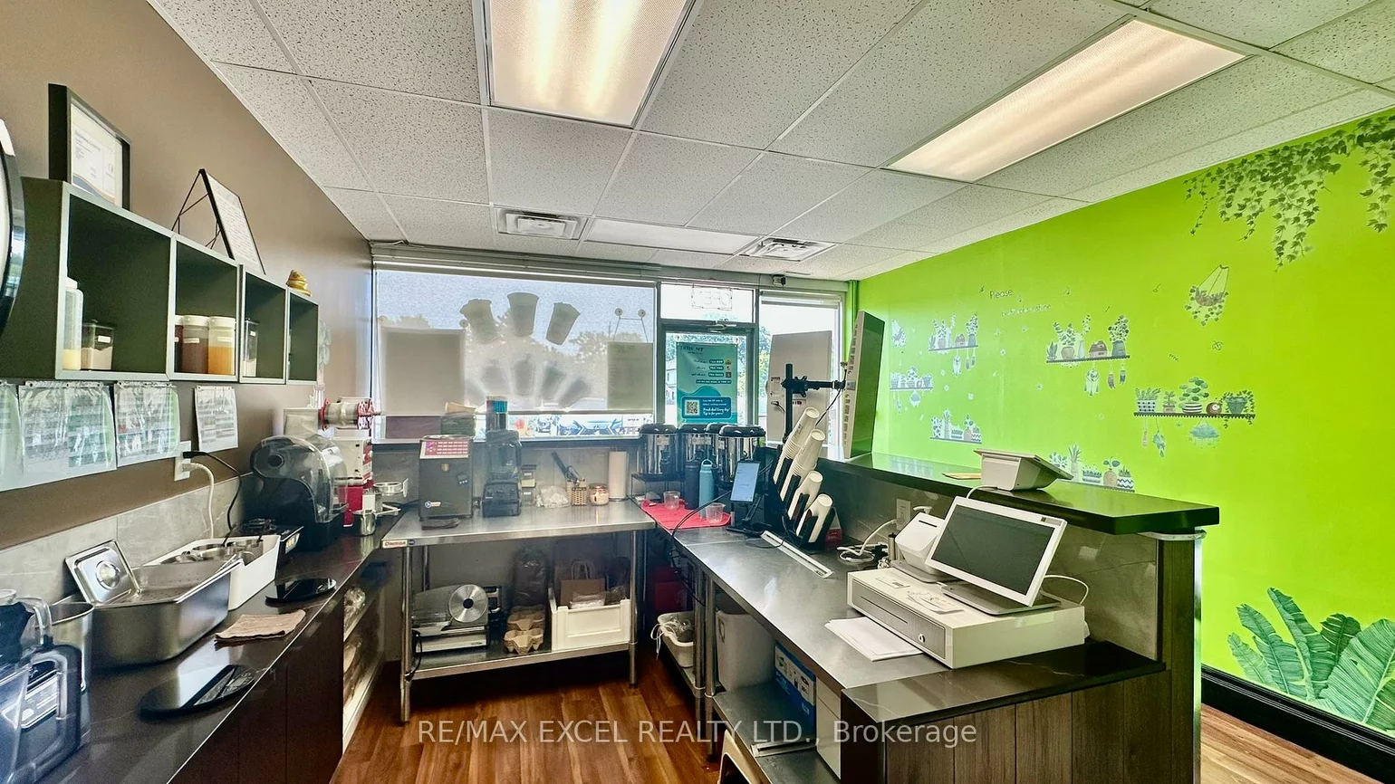 503, Pinegrove, 1020 - WO West, Oakville