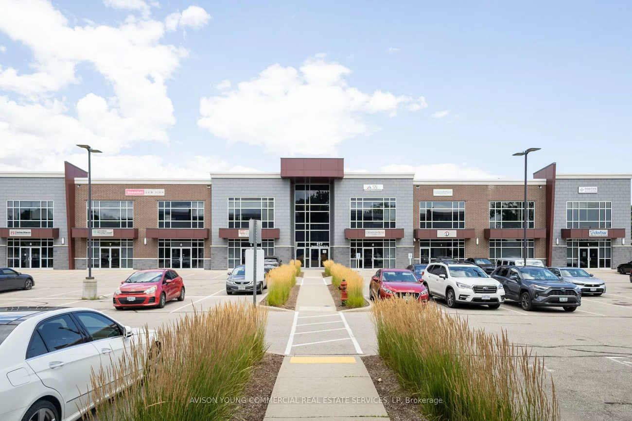 217, Speers, 1014 - QE Queen Elizabeth, Oakville