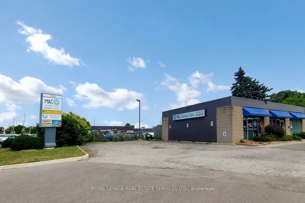 1026, Speers, 1001 - BR Bronte, Oakville
