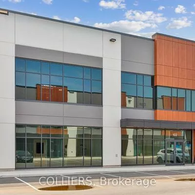 3313, Superior, 1014 - QE Queen Elizabeth, Oakville