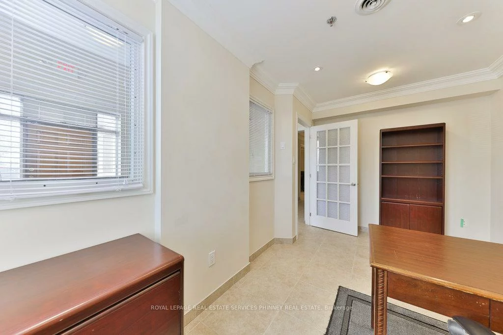 2861, Sherwood Heights, 1021 - WP Winston Park, Oakville