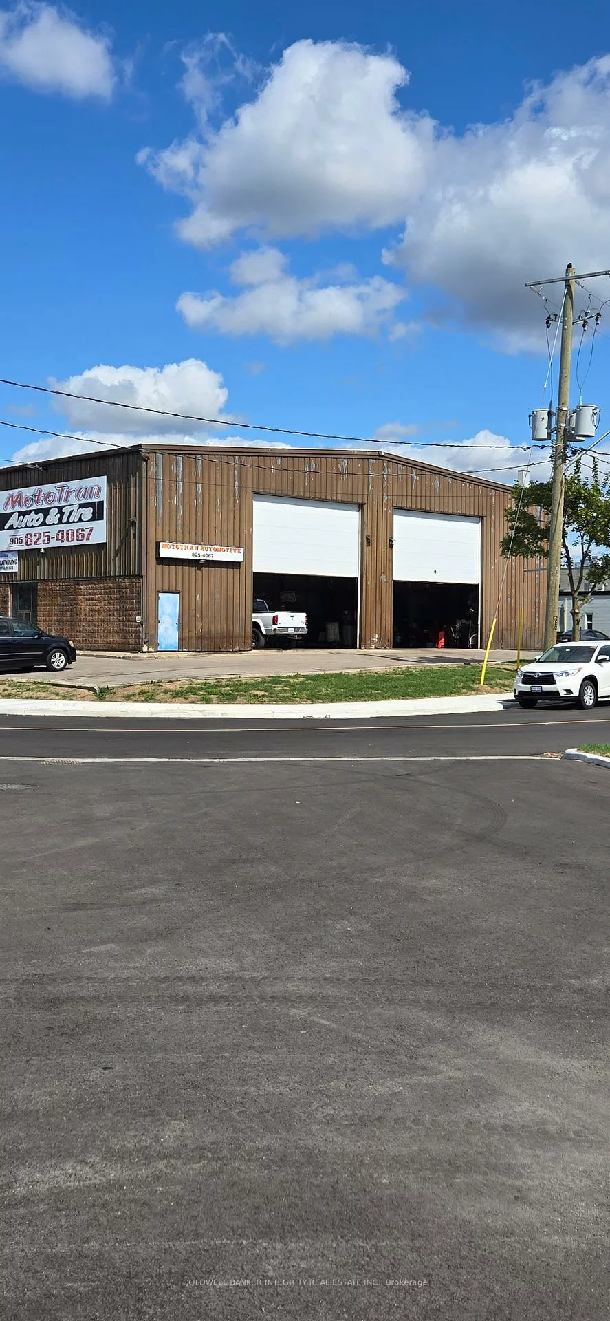 1490, Speers, 1014 - QE Queen Elizabeth, Oakville