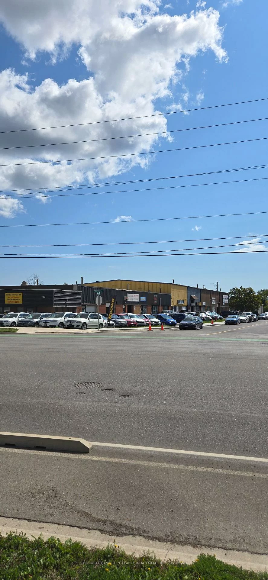 1490, Speers, 1014 - QE Queen Elizabeth, Oakville