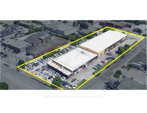 1490, Speers, 1014 - QE Queen Elizabeth, Oakville