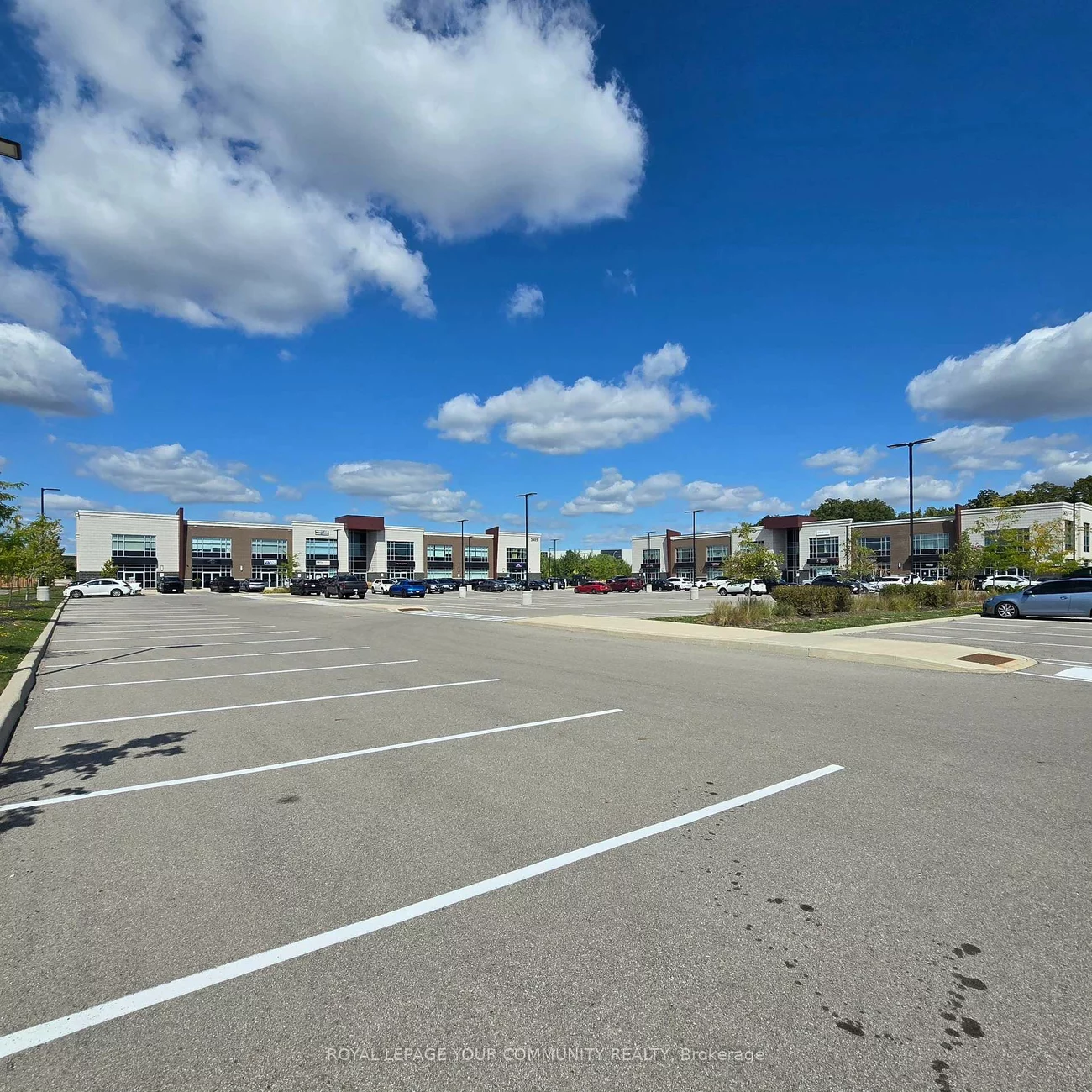 3495, Rebecca, 1014 - QE Queen Elizabeth, Oakville