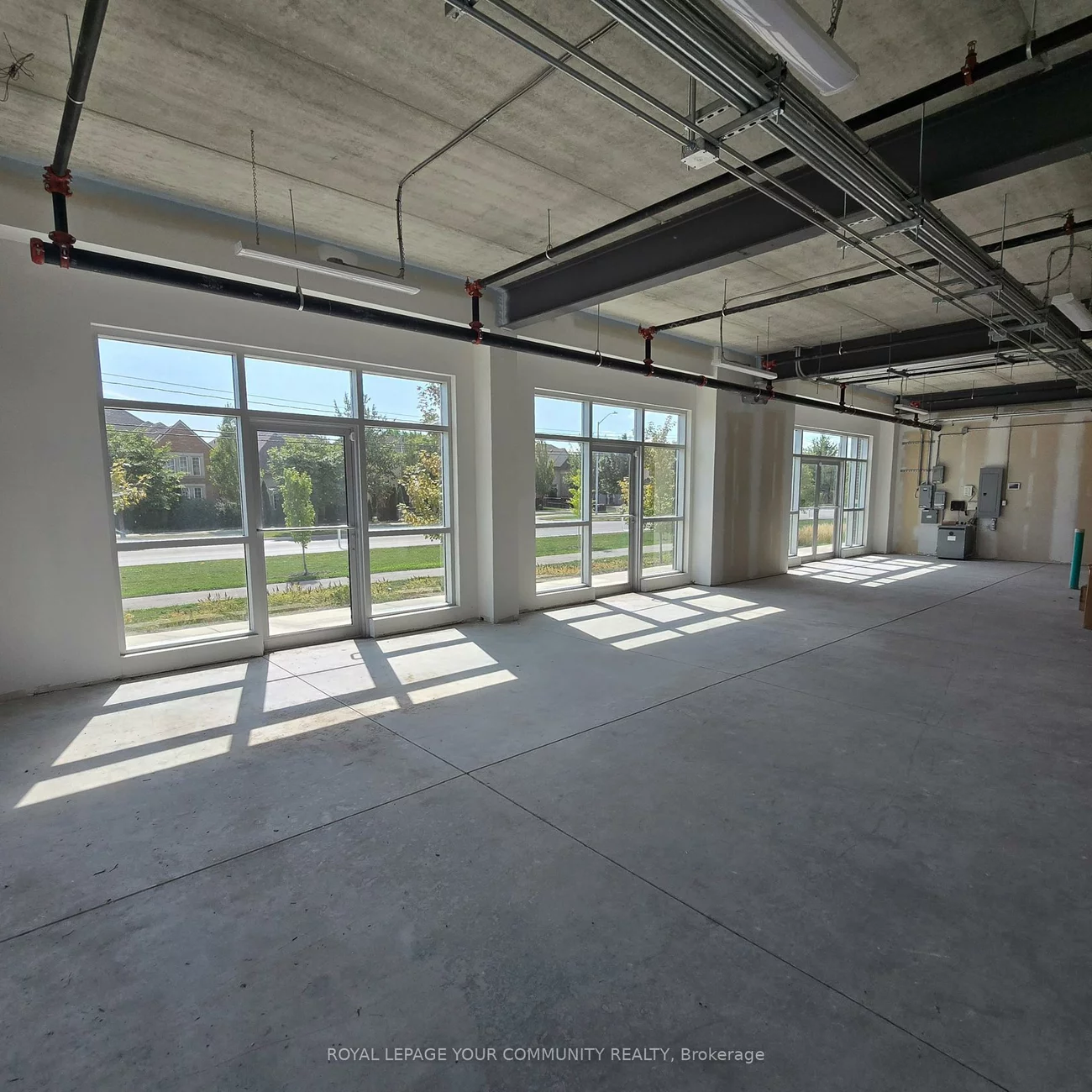 3495, Rebecca, 1014 - QE Queen Elizabeth, Oakville