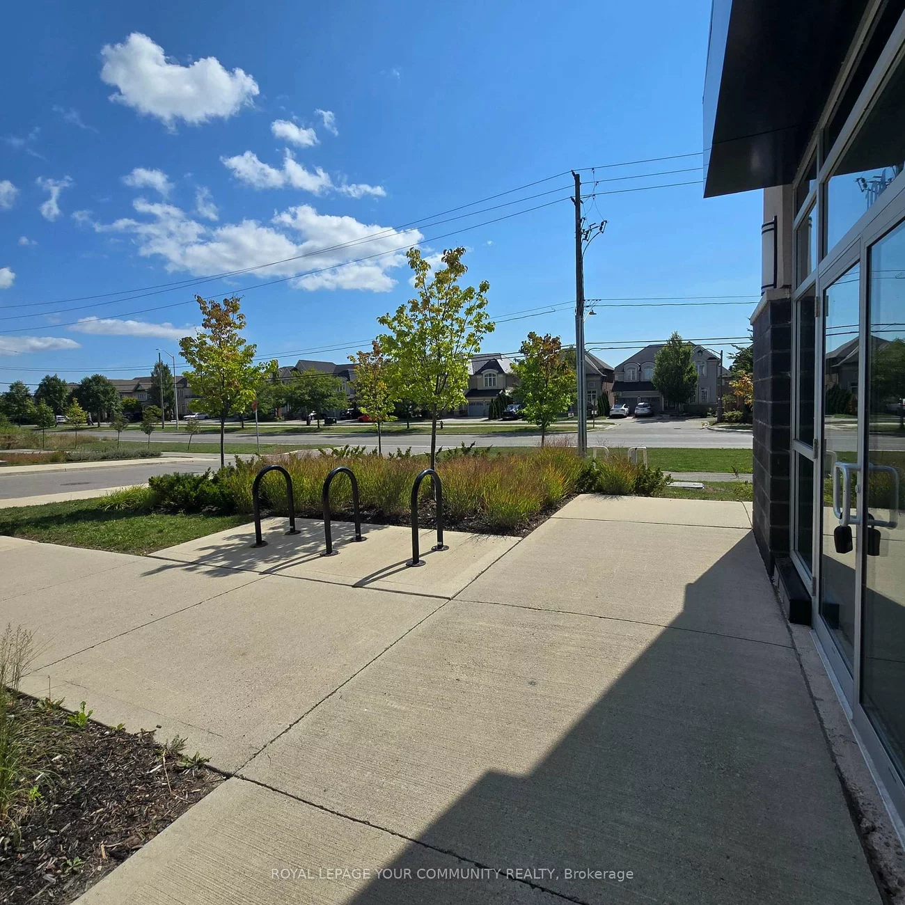 3495, Rebecca, 1014 - QE Queen Elizabeth, Oakville