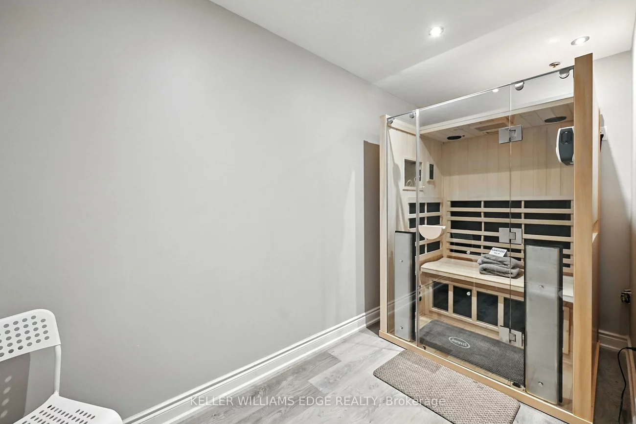 478, Dundas, 1015 - RO River Oaks, Oakville