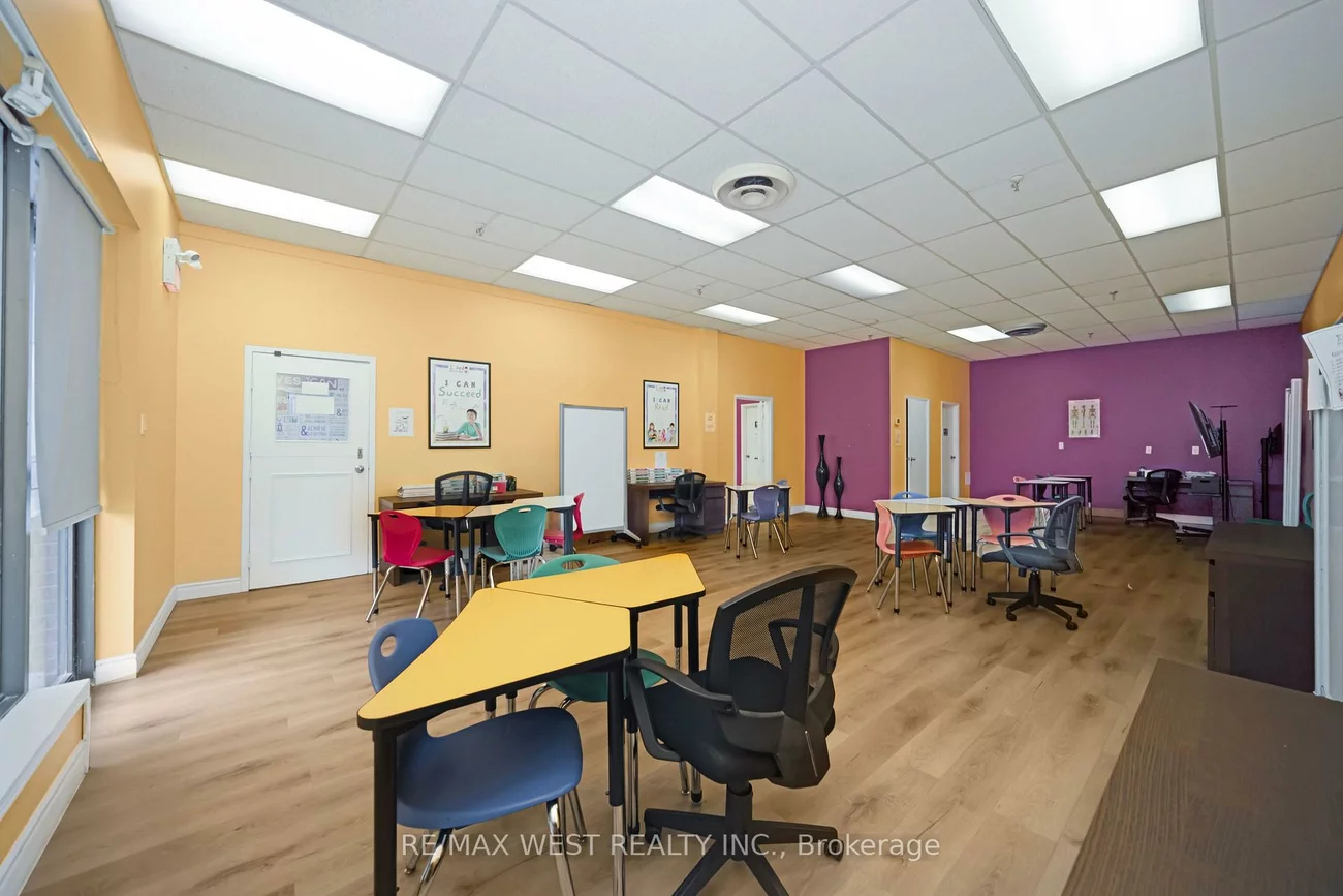 1500, Sixth, 1003 - CP College Park, Oakville