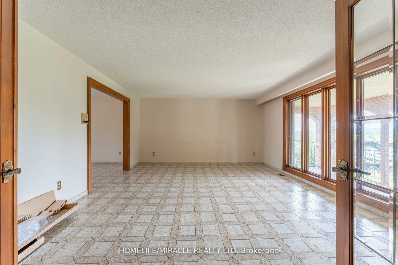 2101, Ninth, 1021 - WP Winston Park, Oakville
