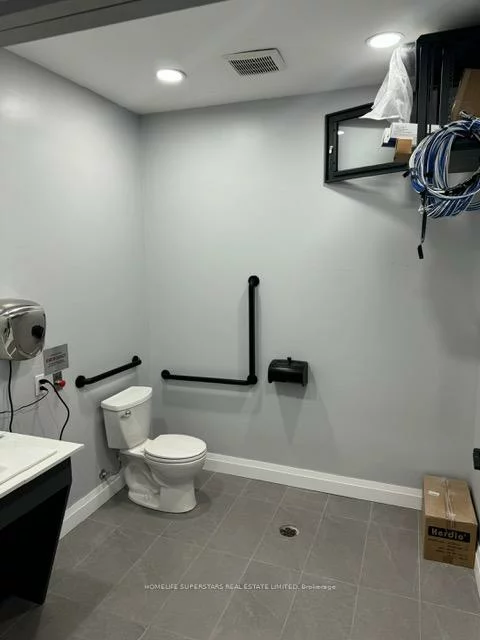 2578, Bristol, 1021 - WP Winston Park, Oakville