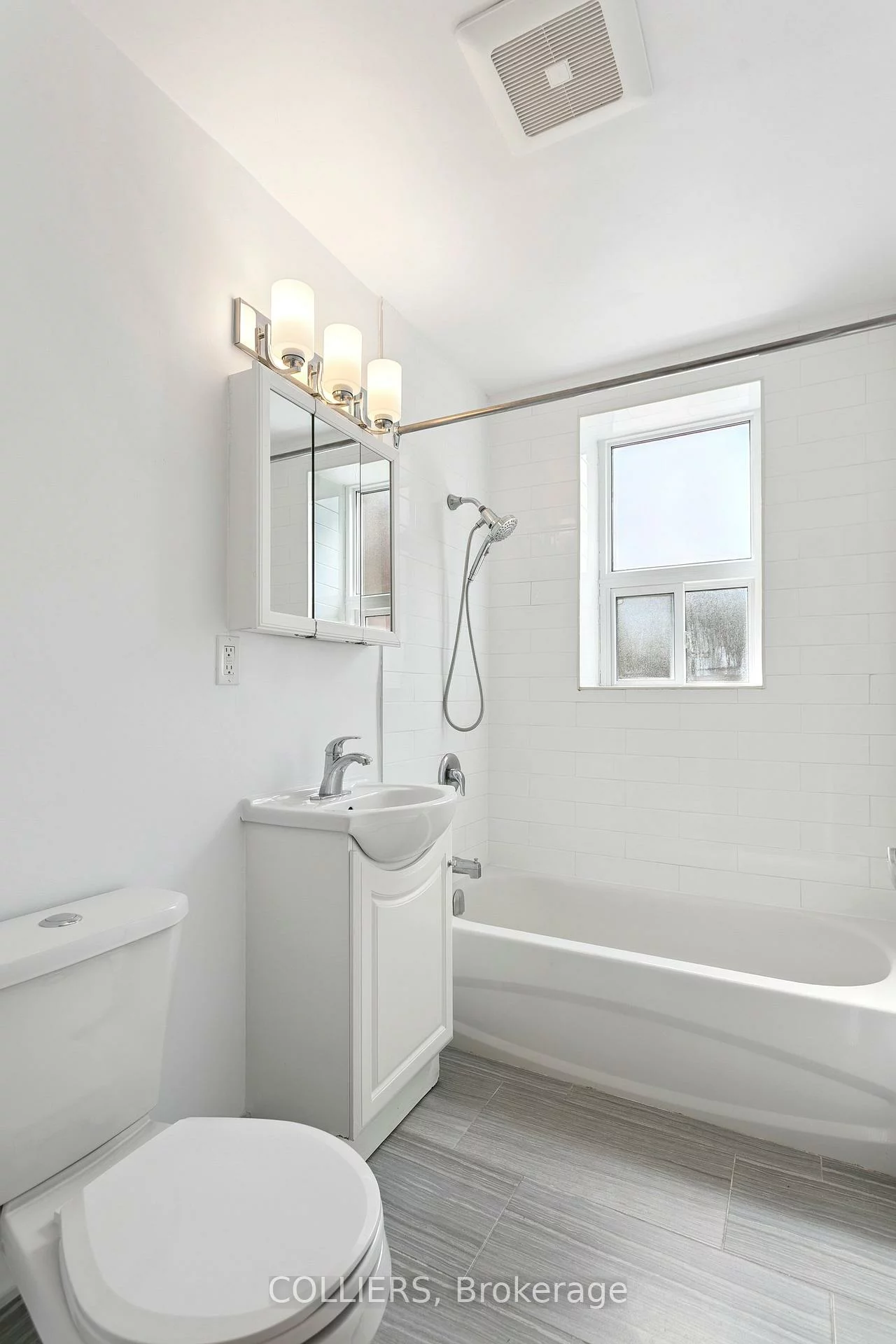 56, South Forster Park, 1002 - CO Central, Oakville