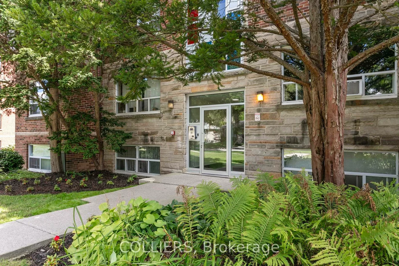 56, South Forster Park, 1002 - CO Central, Oakville