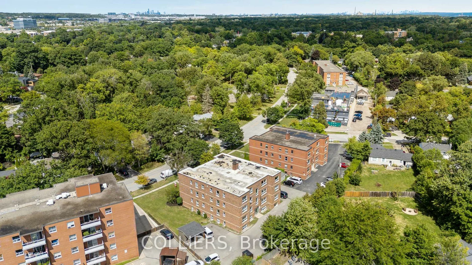 56, South Forster Park, 1002 - CO Central, Oakville