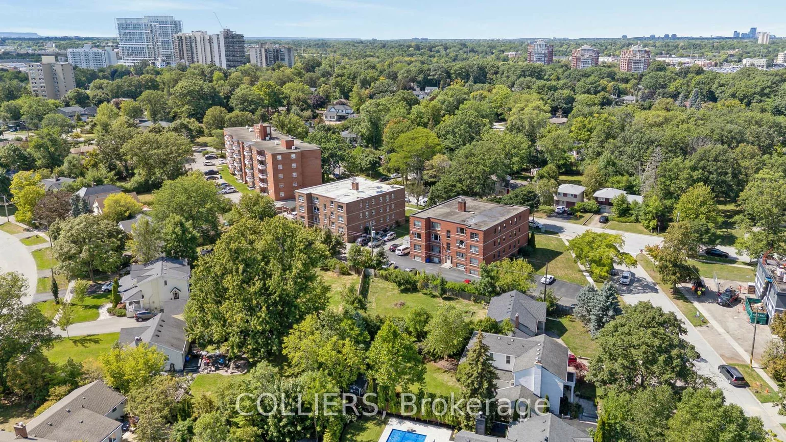 56, South Forster Park, 1002 - CO Central, Oakville