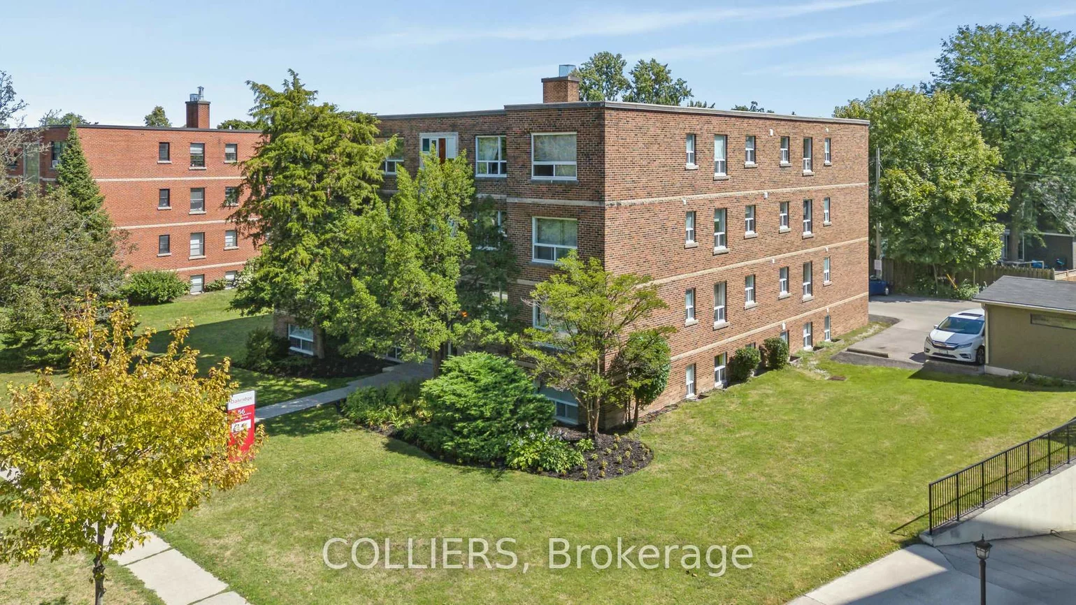 56, South Forster Park, 1002 - CO Central, Oakville