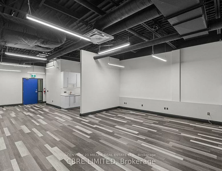 225, SPEERS, 1014 - QE Queen Elizabeth, Oakville