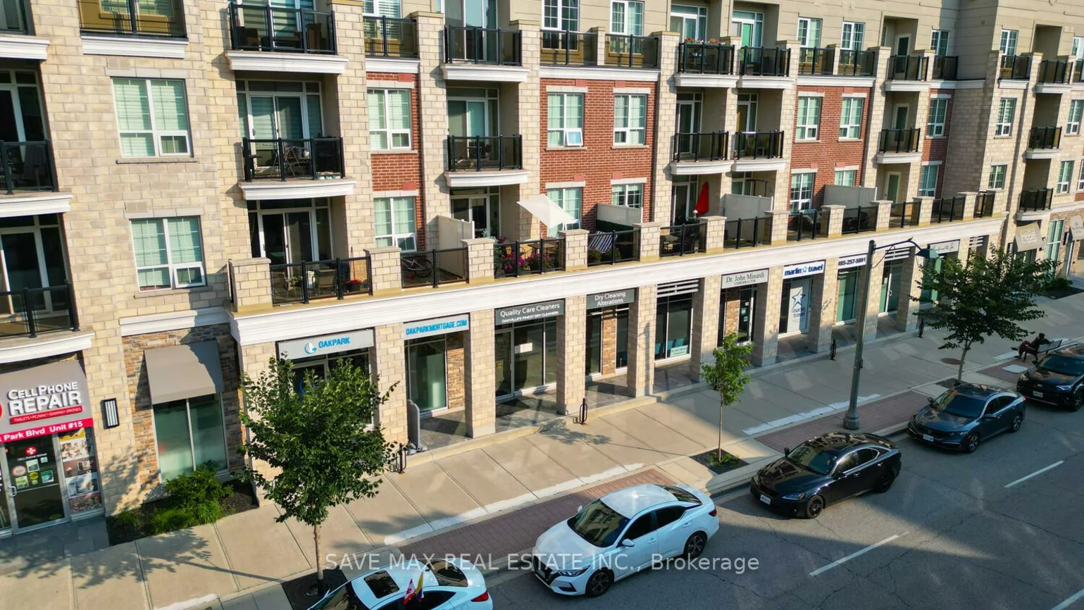 216, Oak Park, 1015 - RO River Oaks, Oakville