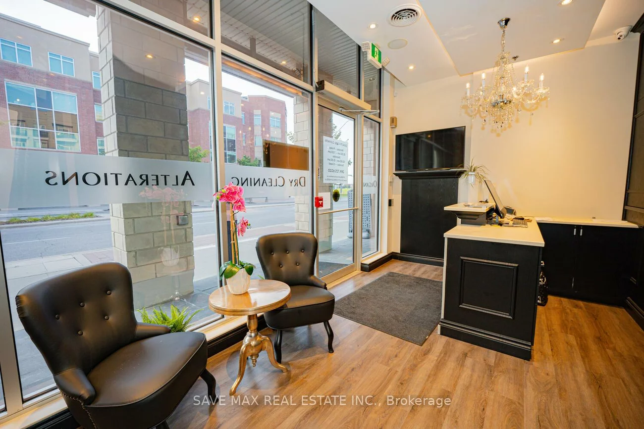216, Oak Park, 1015 - RO River Oaks, Oakville
