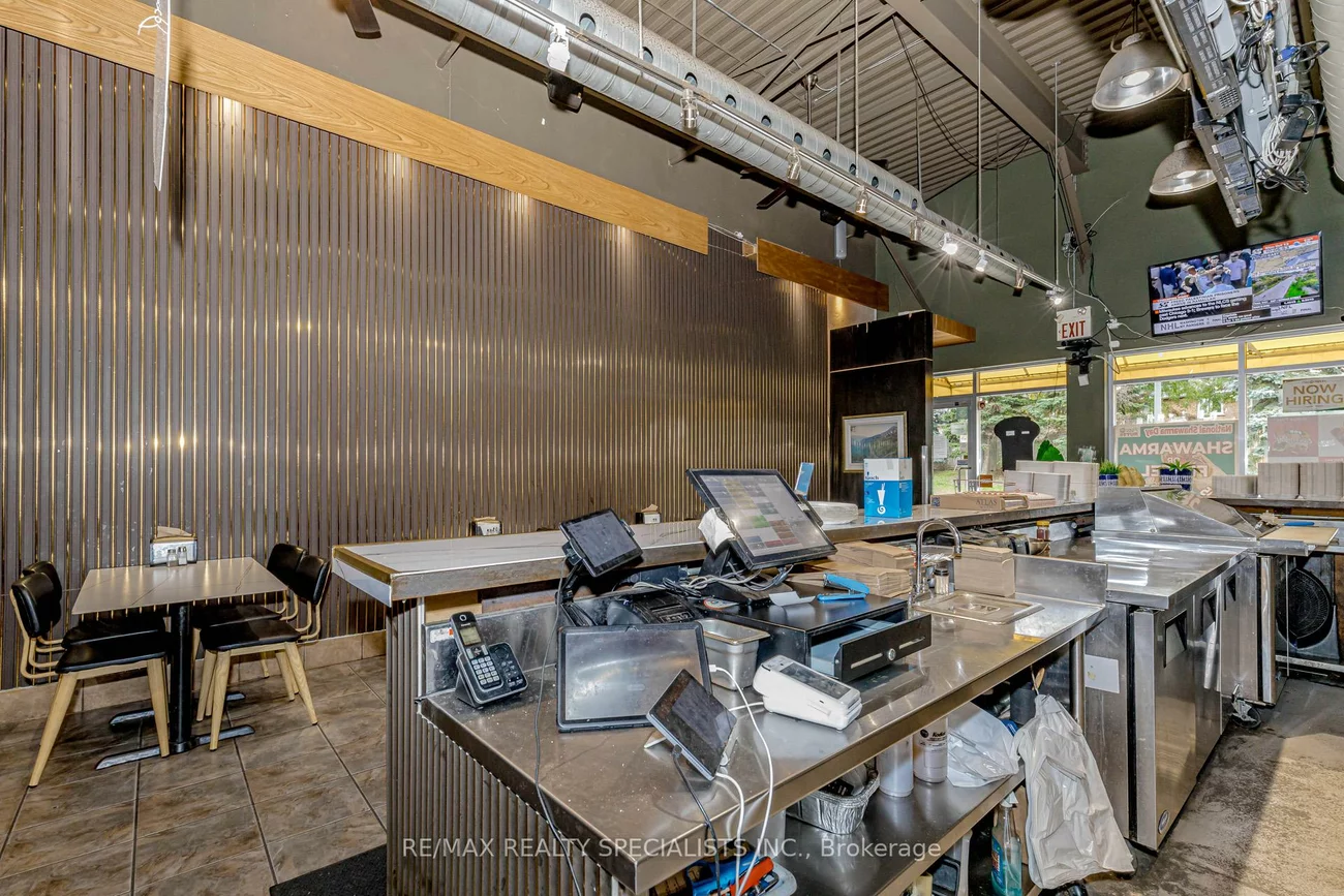 2365, Trafalgar, 1015 - RO River Oaks, Oakville