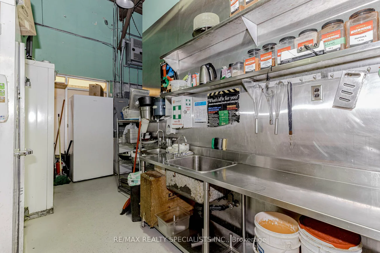 2365, Trafalgar, 1015 - RO River Oaks, Oakville