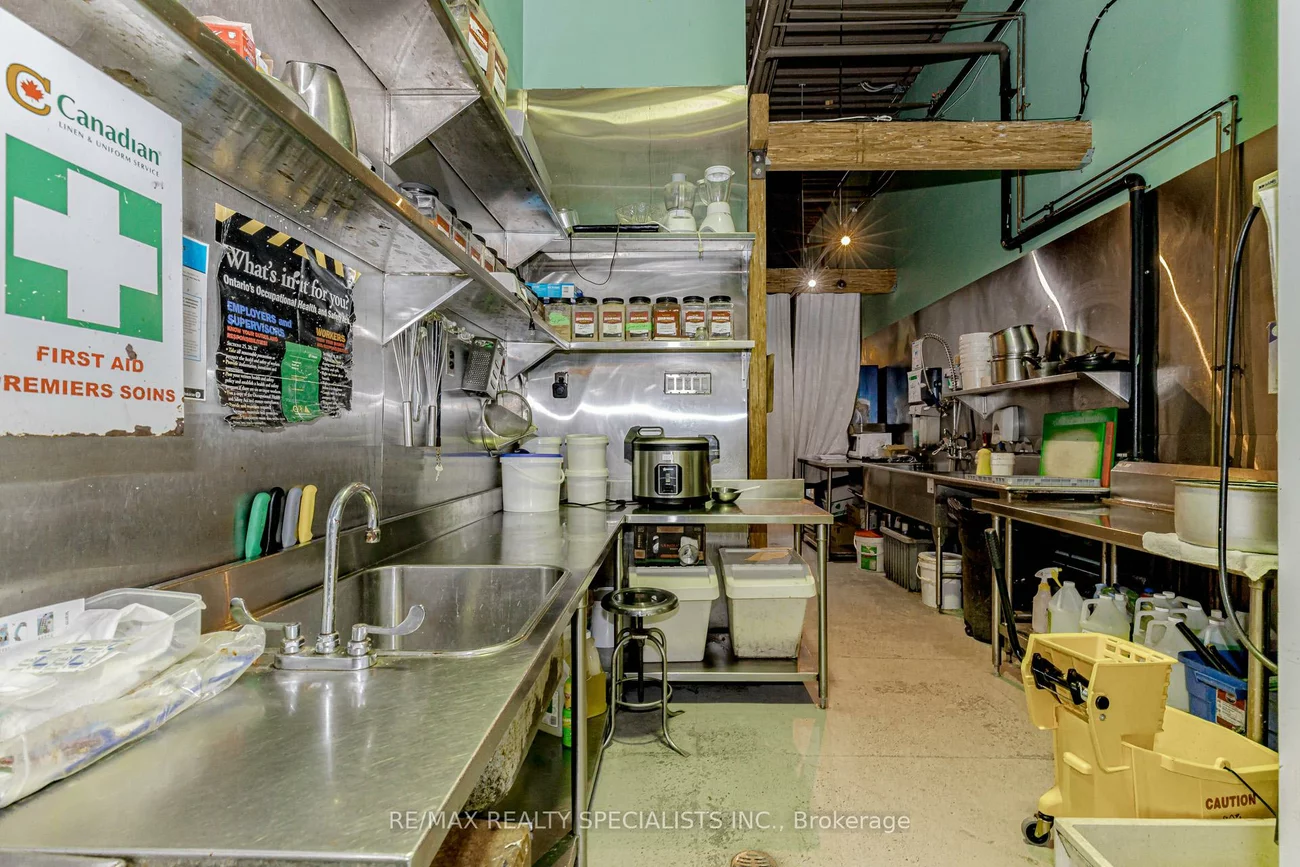 2365, Trafalgar, 1015 - RO River Oaks, Oakville