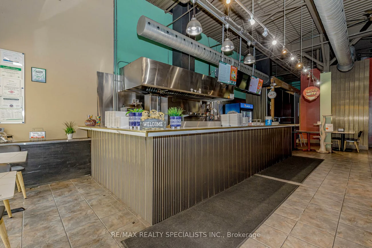 2365, Trafalgar, 1015 - RO River Oaks, Oakville