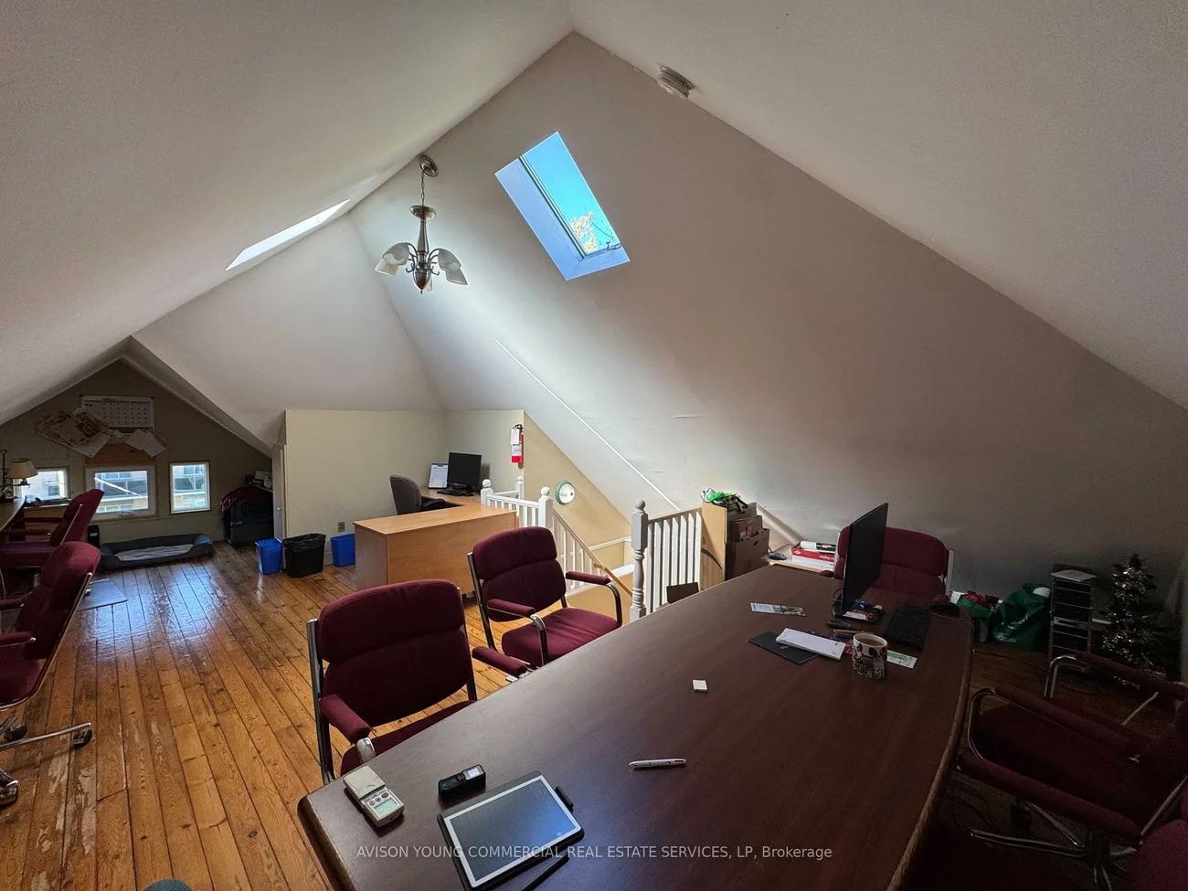 46, John, 1002 - CO Central, Oakville