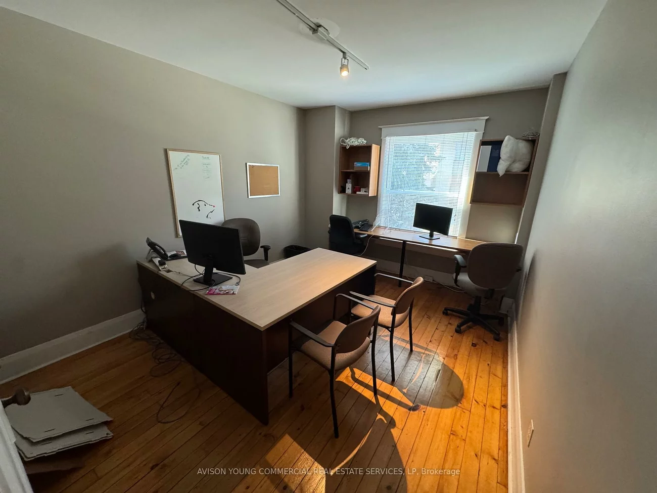 46, John, 1002 - CO Central, Oakville