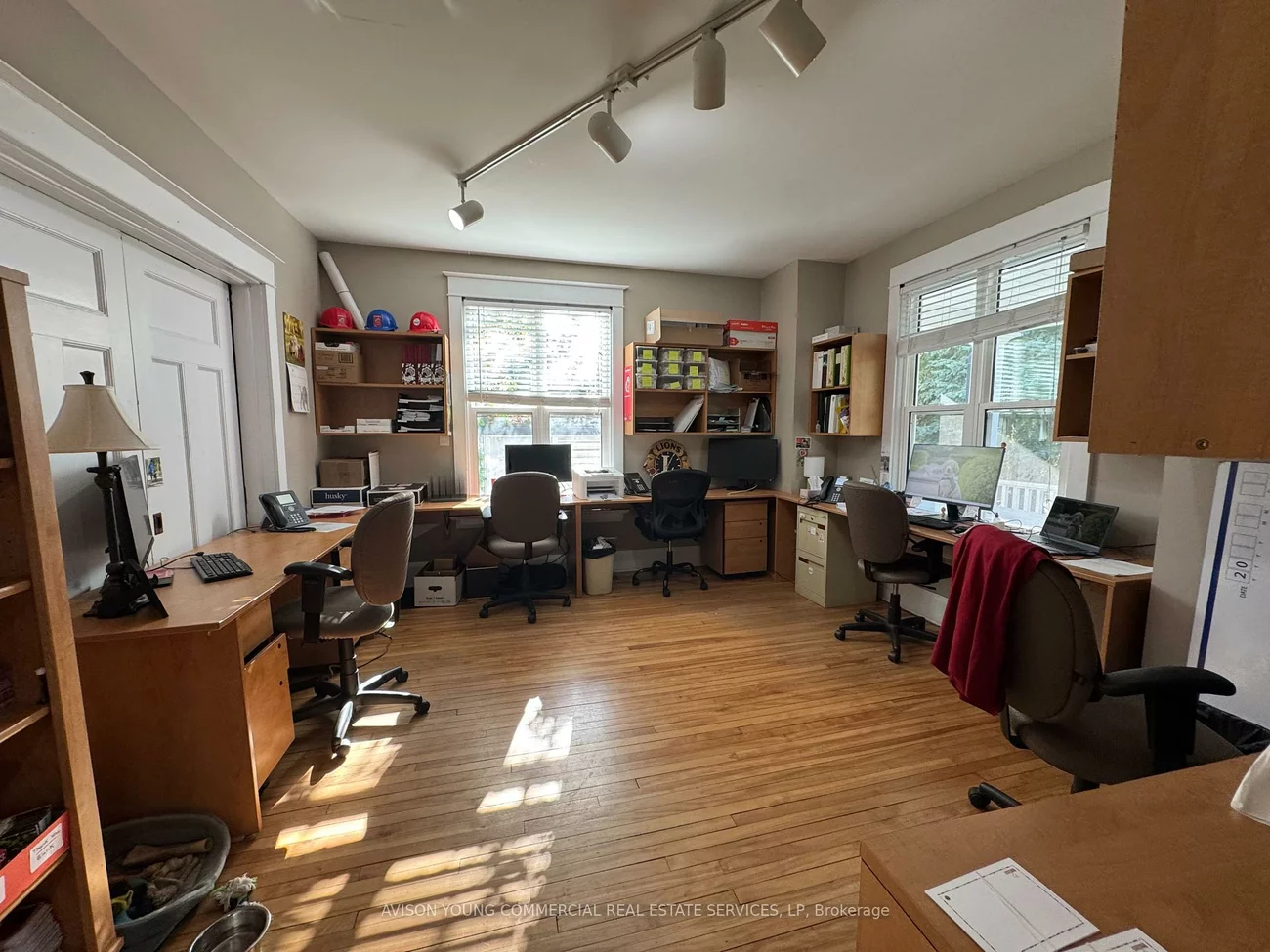 46, John, 1002 - CO Central, Oakville