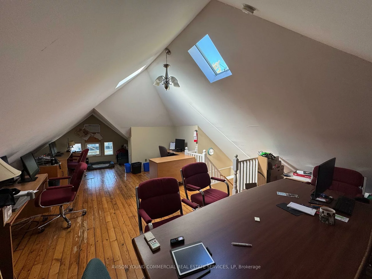 46, John, 1002 - CO Central, Oakville