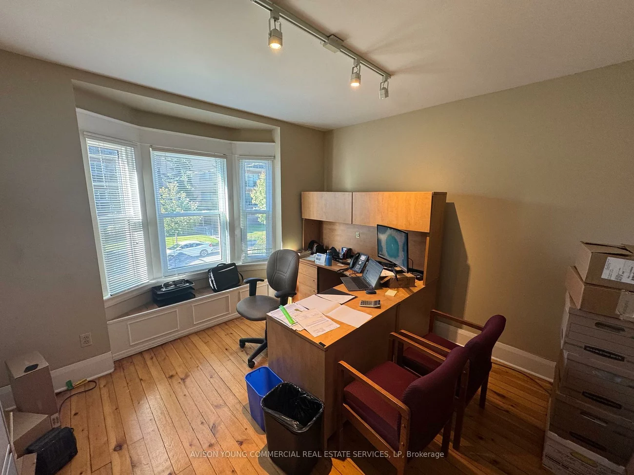 46, John, 1002 - CO Central, Oakville