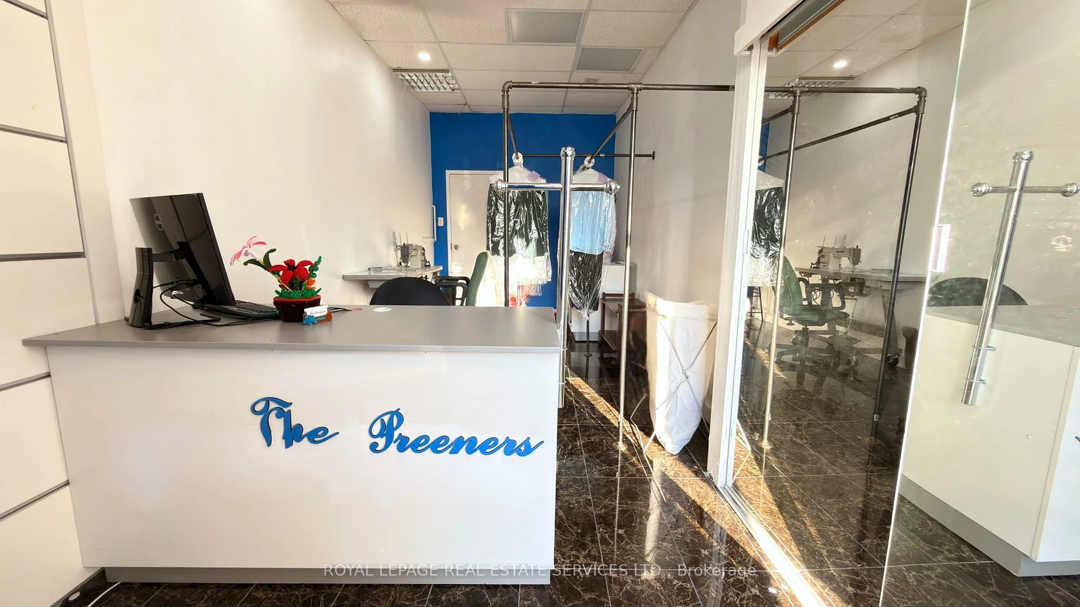 2165, Grosvenor, 1018 - WC Wedgewood Creek, Oakville