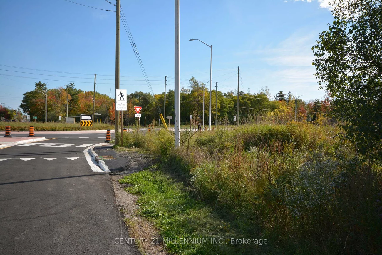 4022, Fourth Line, 1040 - OA Rural Oakville, Oakville